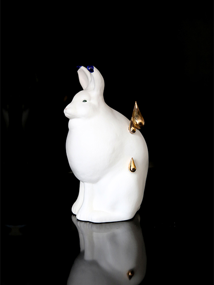 胡慧琴-北極兔（一） 17x9.5x8cm