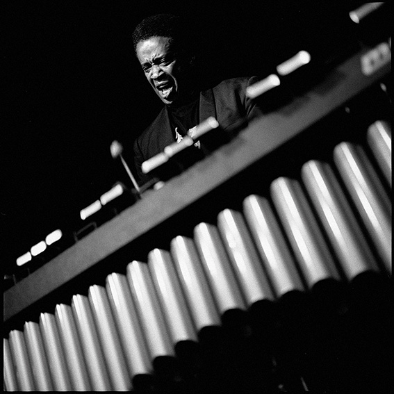 雷維史達-Bobby Hutcherson 60x50cm
