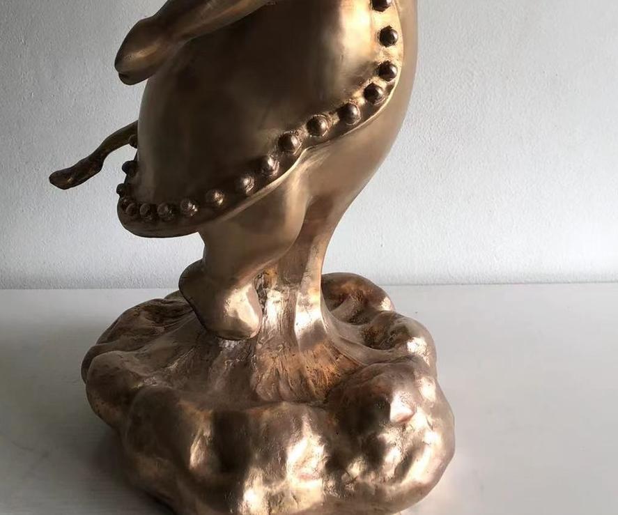 Skyrocket – Rhino Pop sculpture by Shih Li-Jen